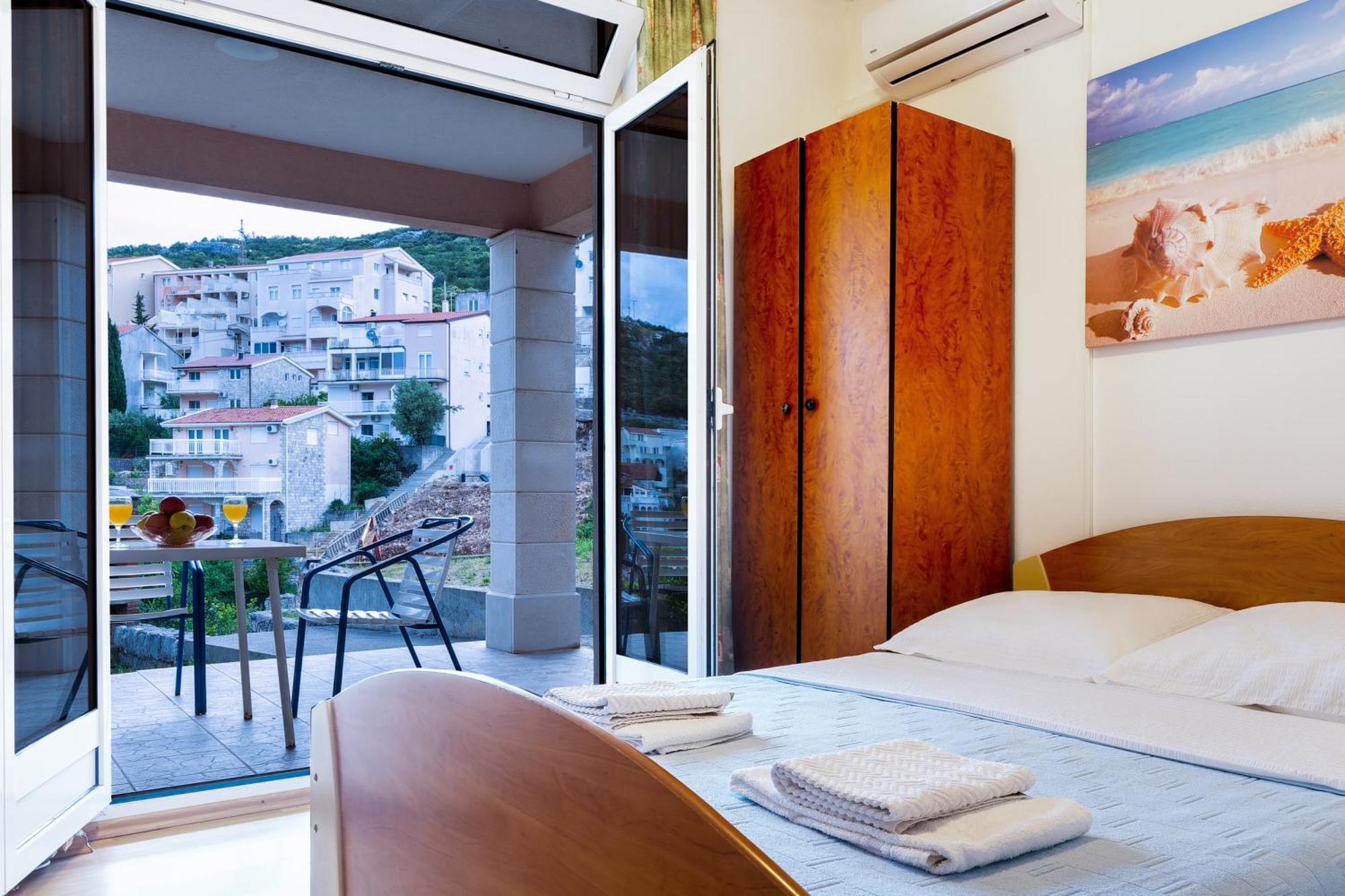 Apartments And Rooms Breeze Neum Exterior photo